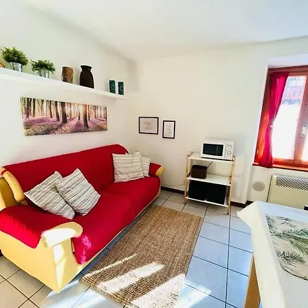 Luminoso In Centro Paese Appartement Carona (Bergamo)